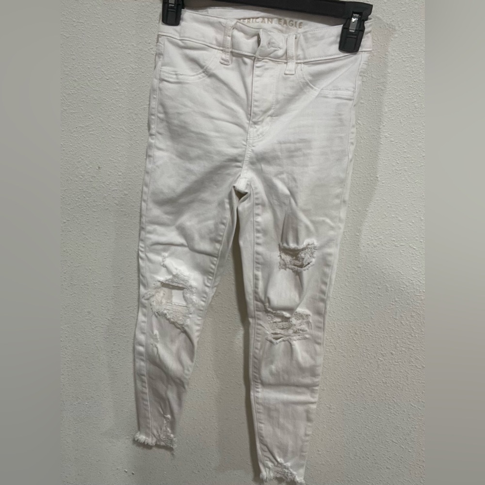 White American Eagle jeans